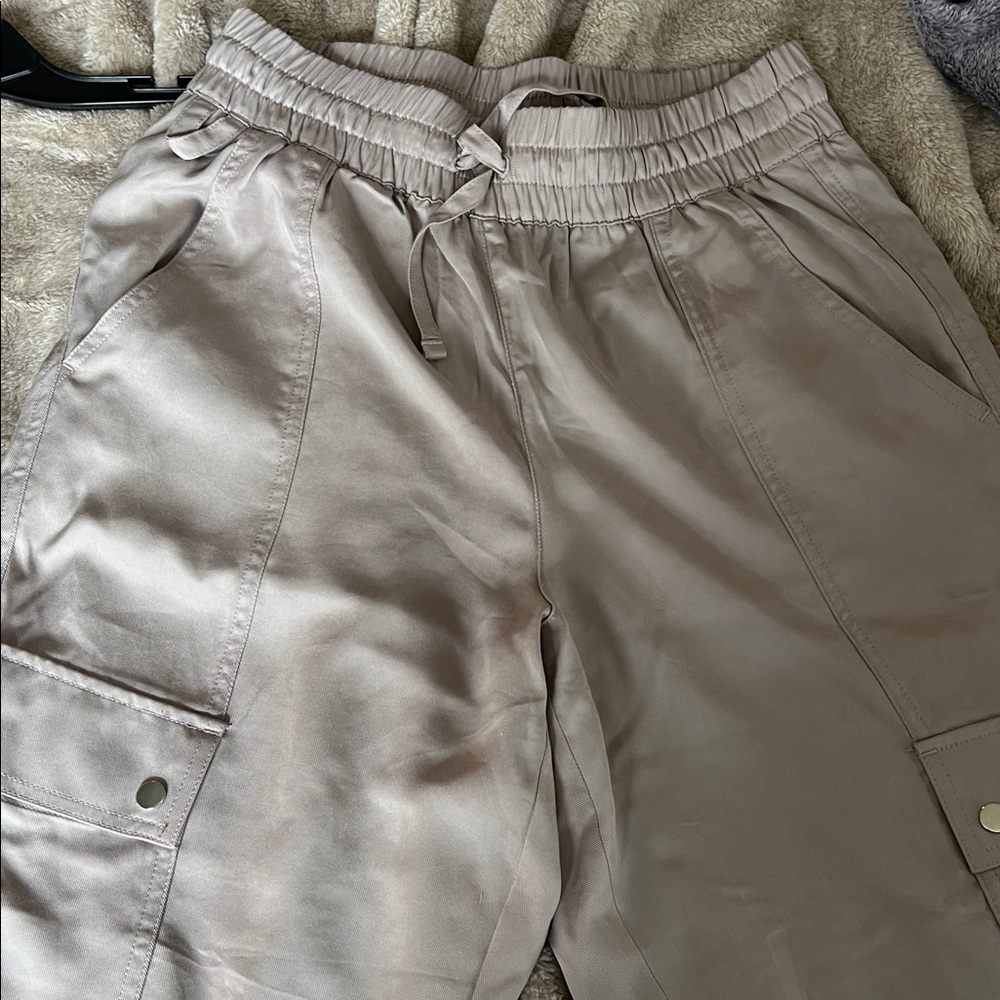 Athleta Taupe Utility Cargo Pants with Drawstring